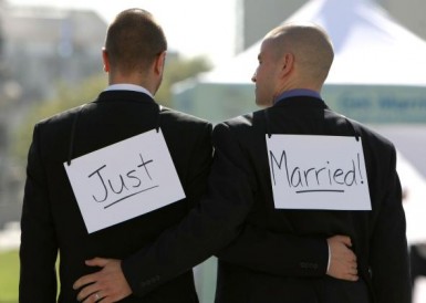 Do you think gay marriage should be accepted?